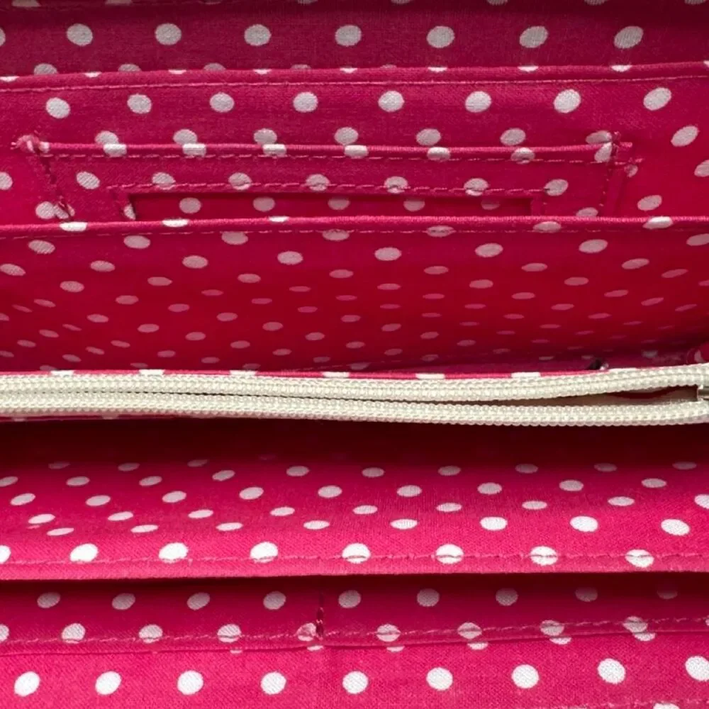 Bungalow 360 Fabric Wallet Otters! Zippered